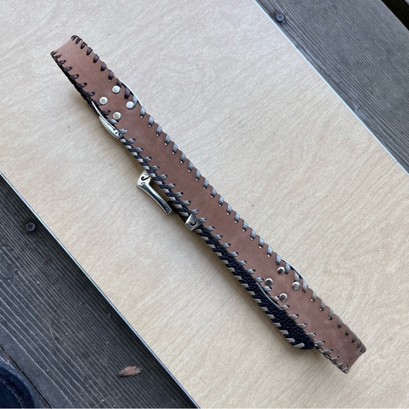 Brighton Women’s Black Leather Belt With Floral Silver Toned Accents Sz 34 - Picture 12 of 16